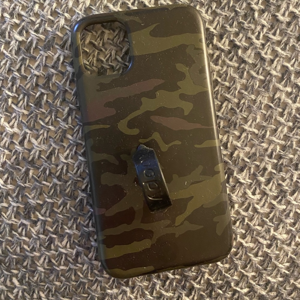 Loopy IPhone 11 case